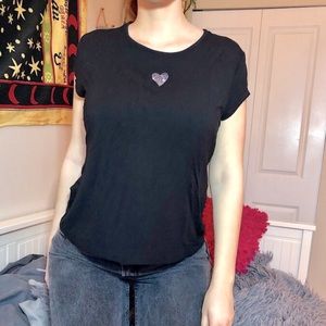 90s Rhinestone heart t shirt 💎